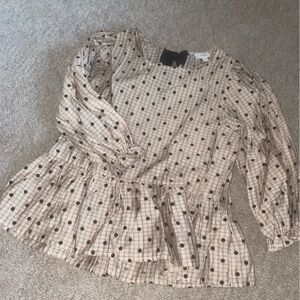 Blu pepper polka dot top